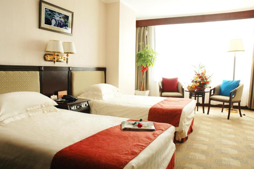 Luoyang Grand Hotel Стая снимка