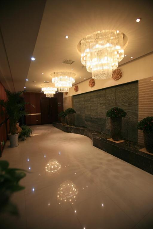 Luoyang Grand Hotel Интериор снимка