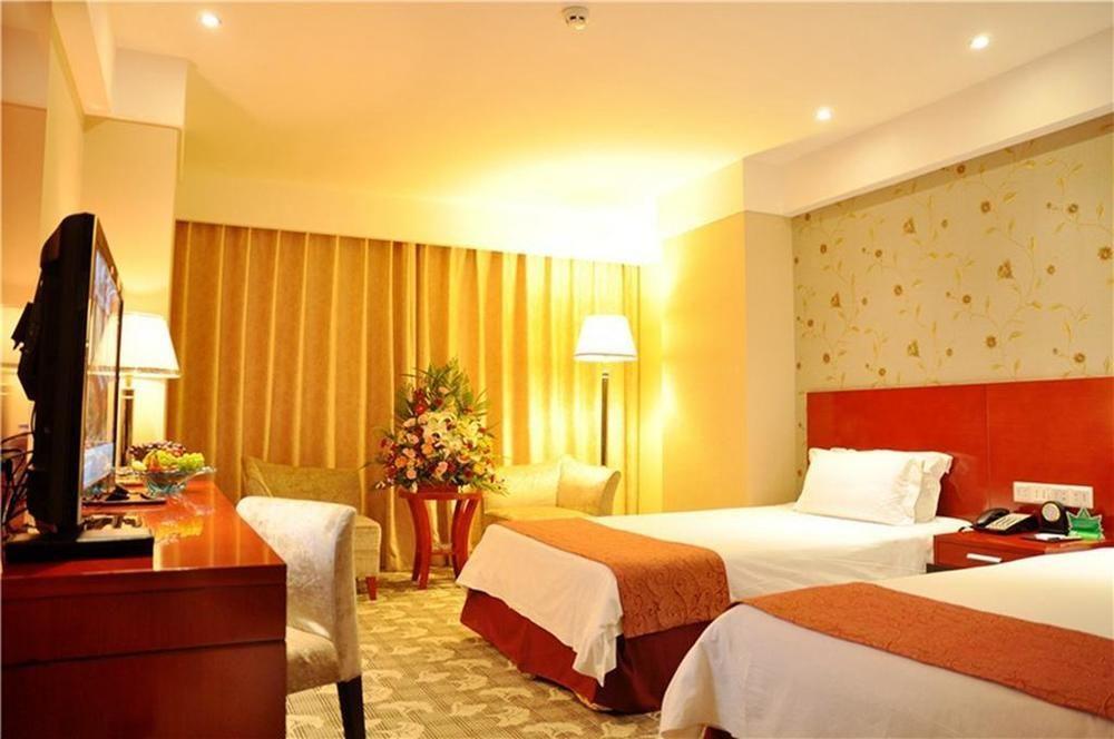 Luoyang Grand Hotel Екстериор снимка